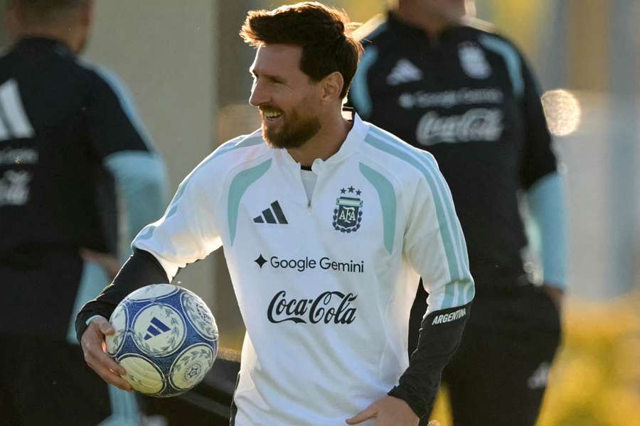 Messi dá adeus à seleção argentina nesta terça-feira (6), no Monumental, em Buenos Aires Messi dá adeus à seleção argentina nesta terça-feira (6), no Monumental, em Buenos Aires