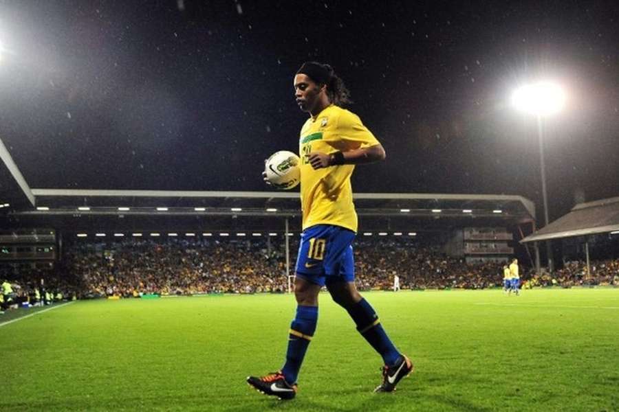 Ronaldinho envolto em polémica