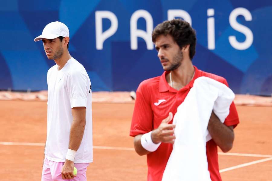 Treino dos tenistas Francisco Cabral e Nuno Borges