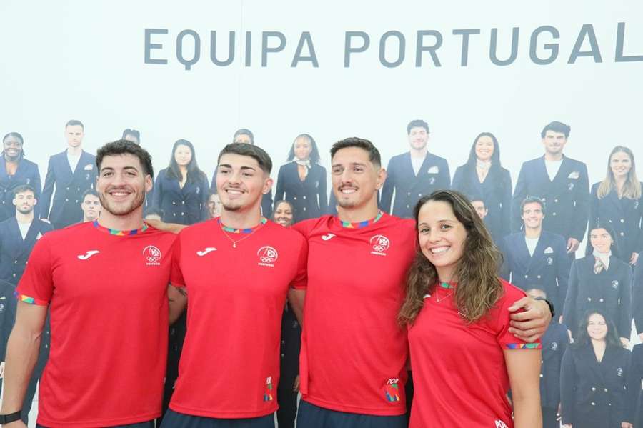 João Costa, Diogo Ribeiro, Miguel Nascimento e Camila Rebelo antes de Paris-2024