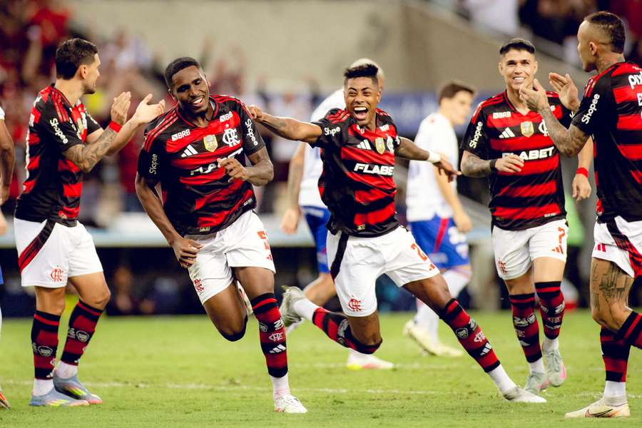 Flamengo estreia-se no Mundial contra o Esperánce de Tunis Flamengo estreia-se no Mundial contra o Esperánce de Tunis