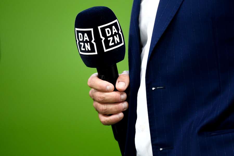 DAZN möchte massiv in die Übertragung der Bundesliga investieren.