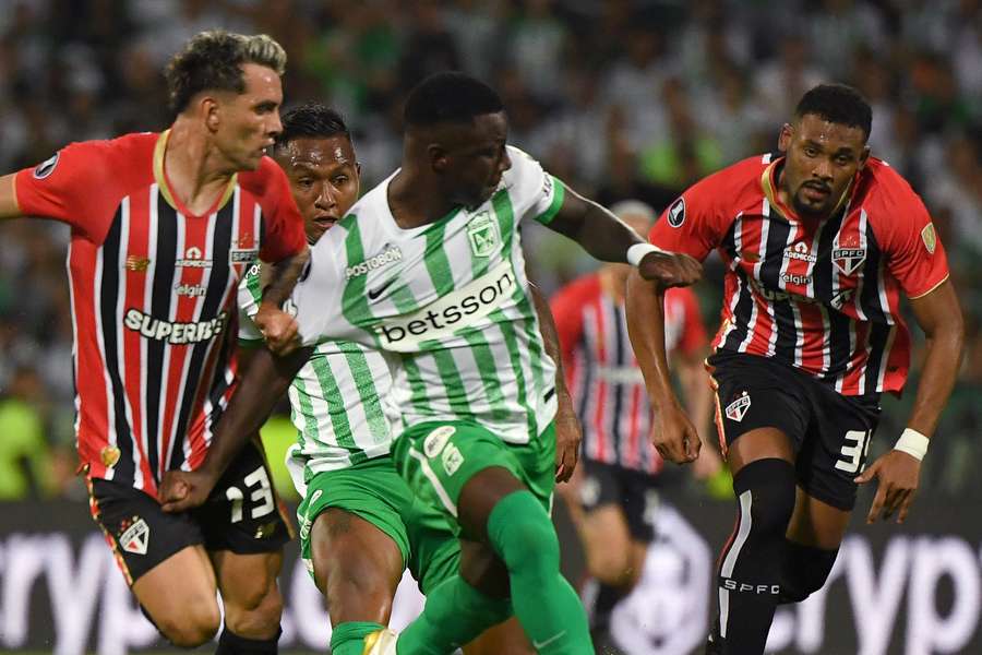 O São Paulo escapou de uma derrota pesada em Medellín