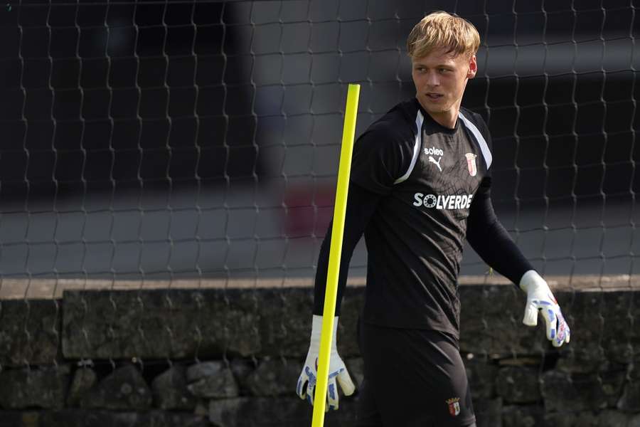 Lukáš Horníček transferiu-se do SC Braga para o Newcastle Lukáš Horníček transferiu-se do SC Braga para o Newcastle