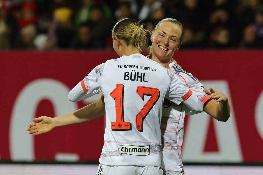 Klara Bühl überragt. Klara Bühl überragt.