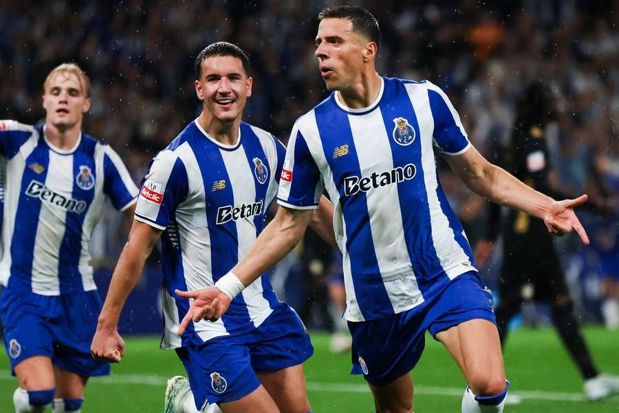 Bednarek fez o golo da vitória do FC Porto