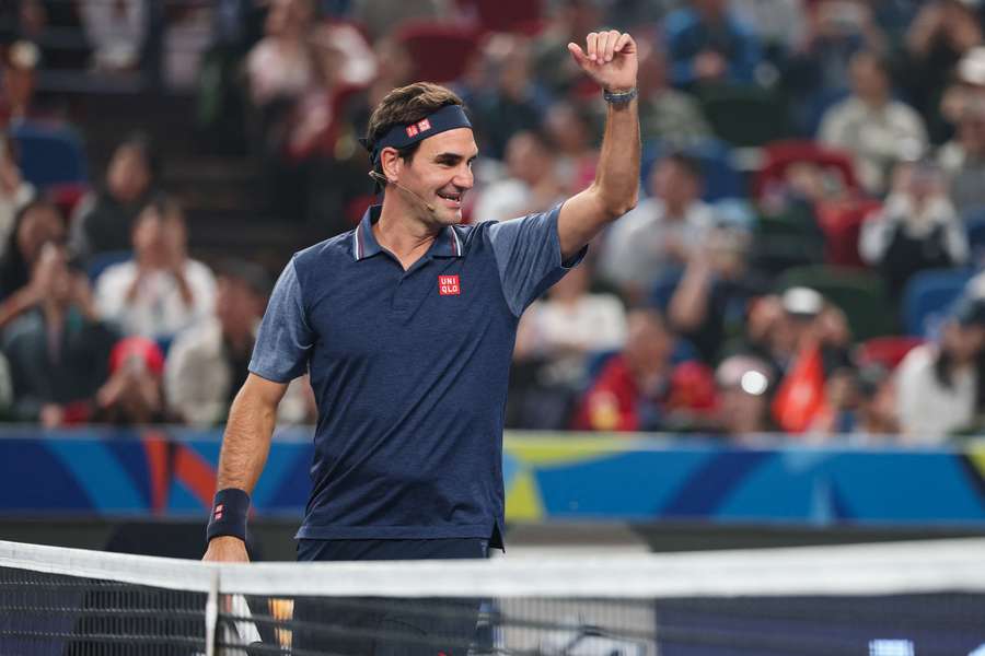 Roger Federer assiste ao dia dos fãs no 12.º dia do Rolex Masters de Xangai 2024
