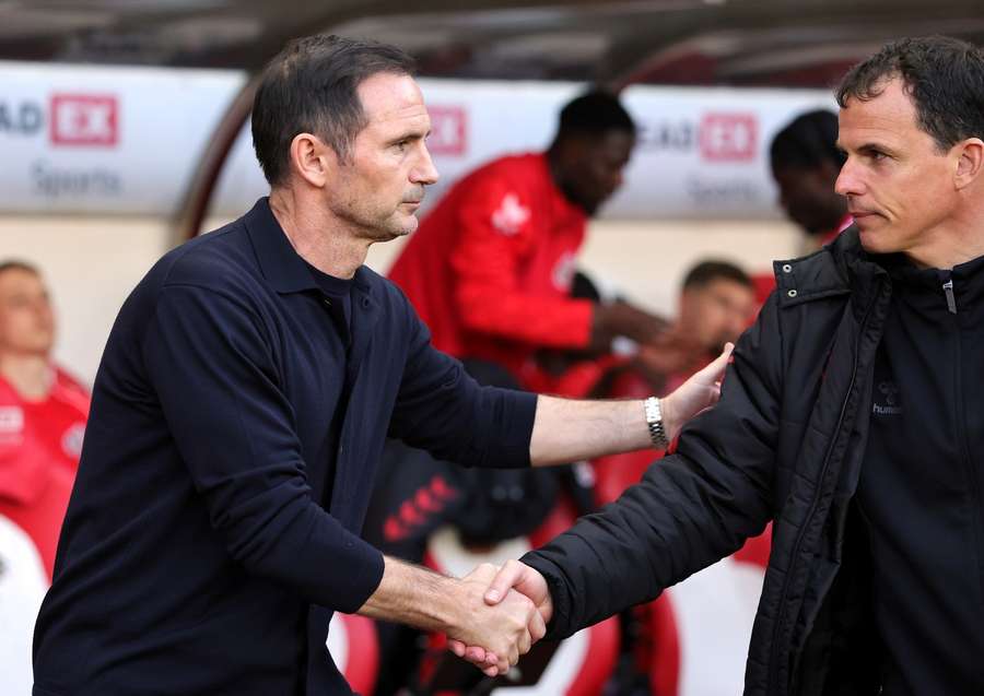 Coventry City head coach Frank Lampard and Sunderland manager Regis Le Bris Coventry City head coach Frank Lampard and Sunderland manager Regis Le Bris