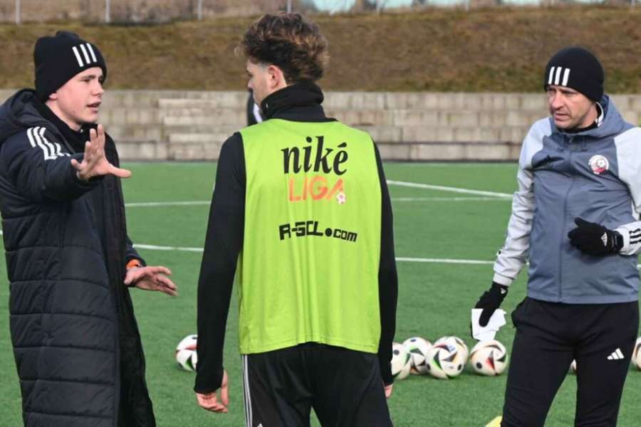 Rajna je talentovaný trenér.