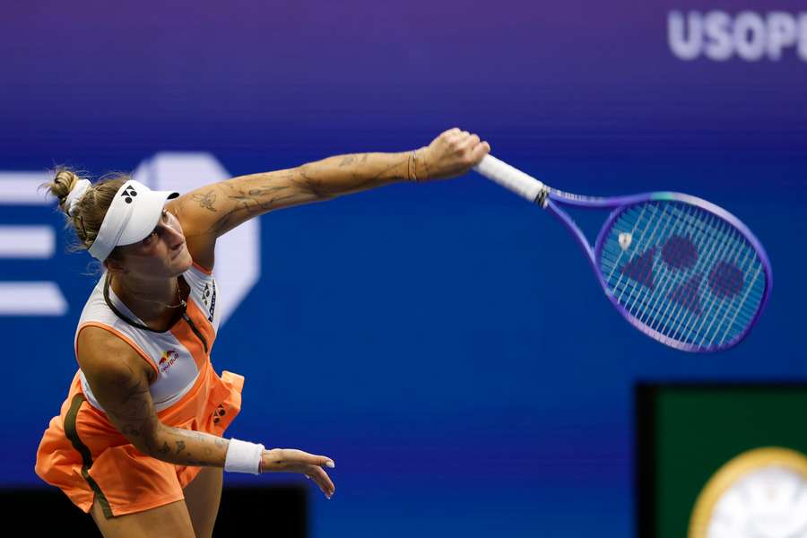 Vondrousova in action Vondrousova in action