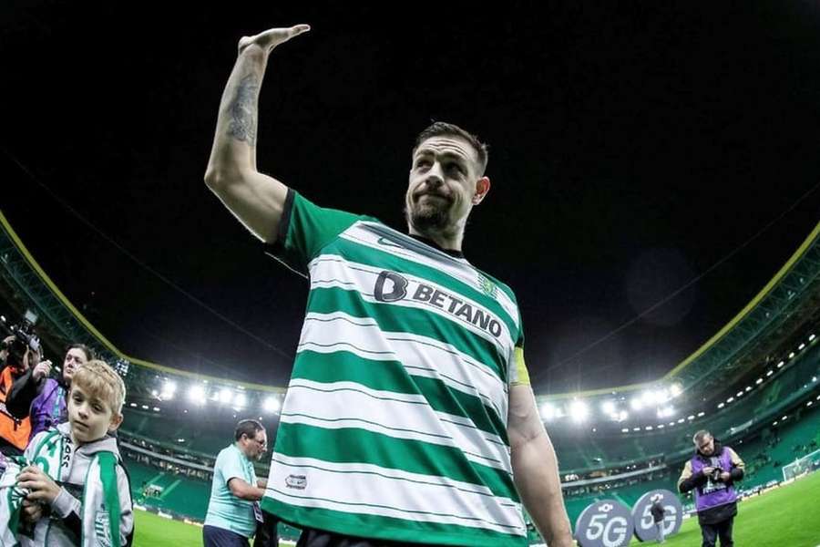 Sebastián Coates despede-se do Sporting após oito anos e meio