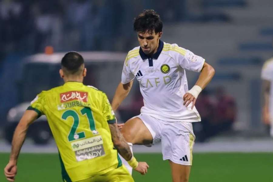 João Félix saiu aos 58 minutos do jogo com o Al Wasl