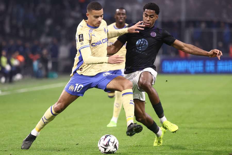 Mason Greenwood (Marseille) au duel avec Dayann Methalie (Toulouse) lors du match de Ligue 1 entre l’OM et le TFC au stade Vélodrome, le 29 novembre 2025. Mason Greenwood (Marseille) au duel avec Dayann Methalie (Toulouse) lors du match de Ligue 1 entre l’OM et le TFC au stade Vélodrome, le 29 novembre 2025.