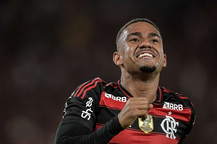 Samuel Lino foi o principal destaque da janela de transferências Samuel Lino foi o principal destaque da janela de transferências