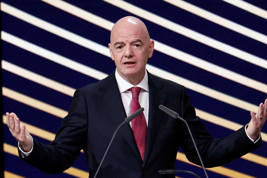 Gianni Infantino speaks at UEFA Congress