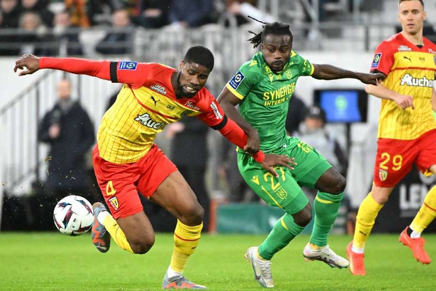 Kevin Danso et Moses Simon devraient se retrouver ce samedi soir