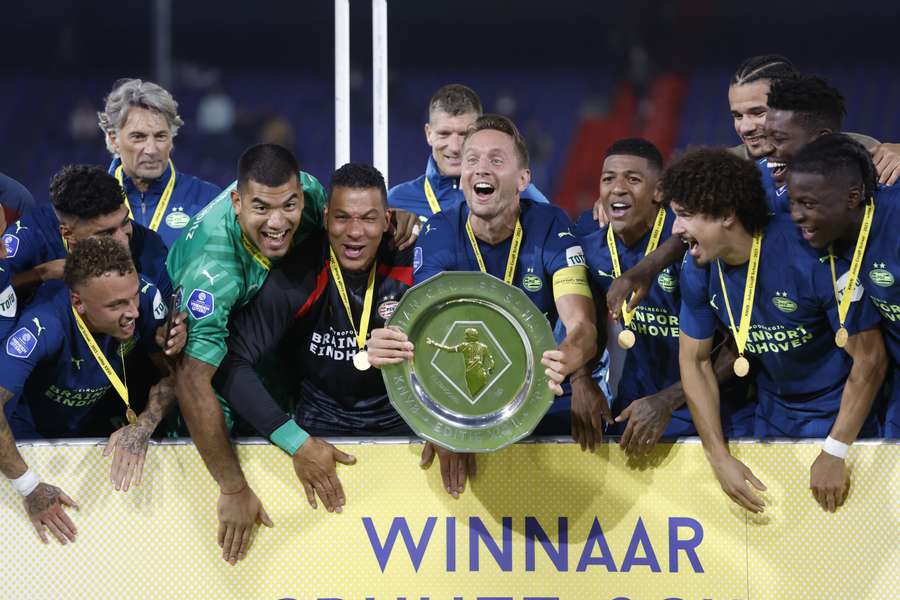 PSV won de Johan Cruijff Schaal voor de 14e keer in 27 edities