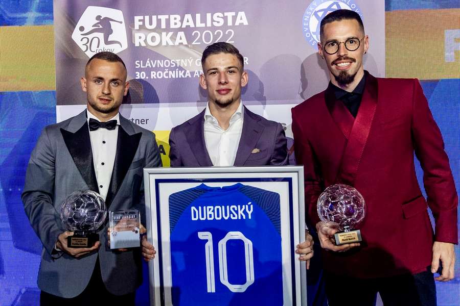 Marek Hamšík spolu so Stanislavom Lobotkom a Tomášom Suslovom.