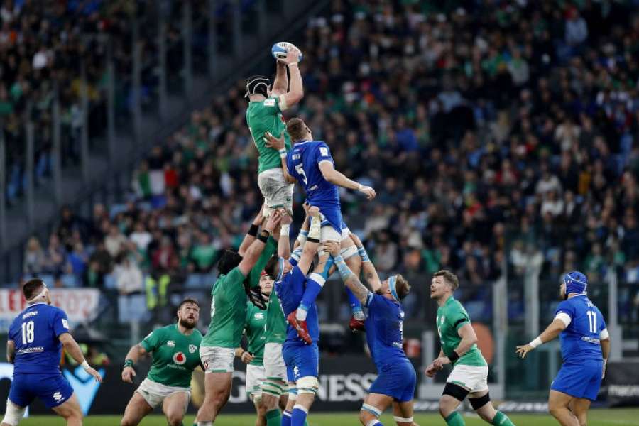 Ireland remain on course for a Grand Slam