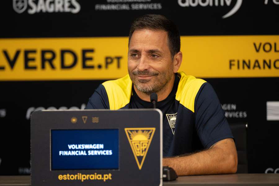 Vasco Matos, treinador do Estoril Vasco Matos, treinador do Estoril