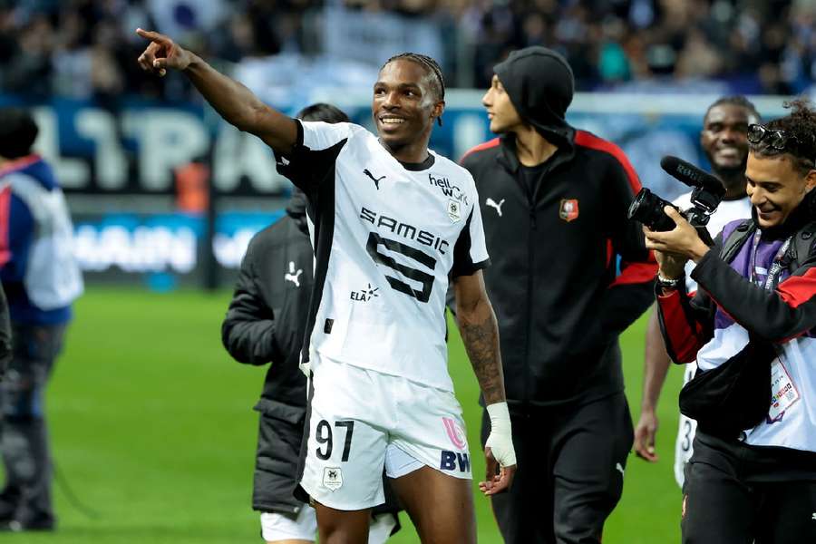 Liverpool set to hijack Chelsea's deal to sign Rennes centre-back Jeremy Jacquet