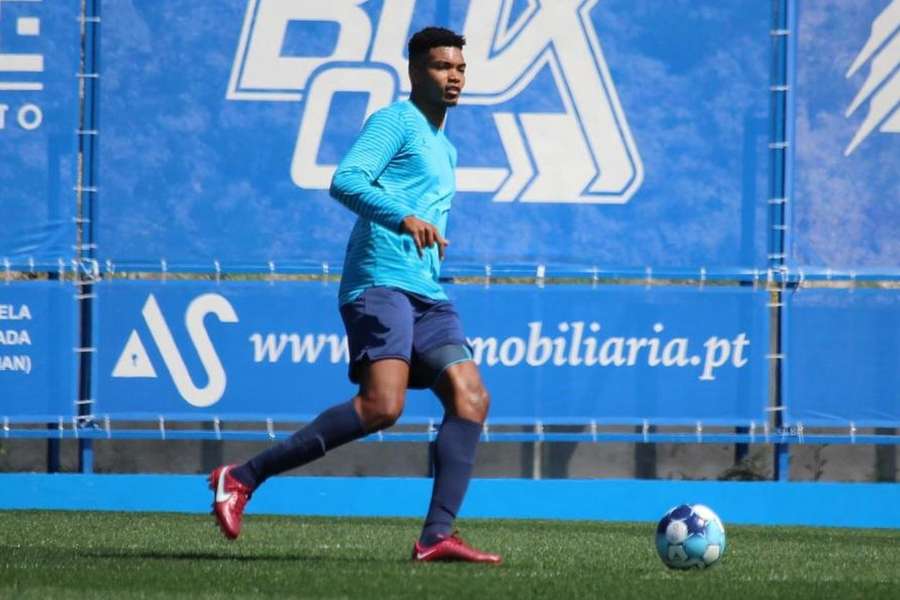 Ivanildo Fernandes tem contrato com o Vizela até 2024