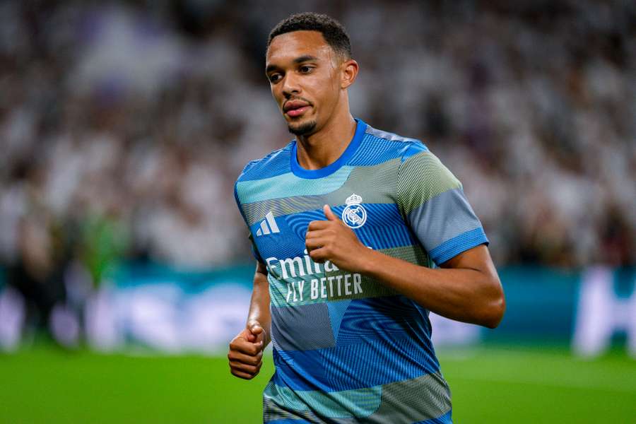 Trent Alexander-Arnold zdobył z Liverpoolem dwa tytuły mistrza Premier League Trent Alexander-Arnold zdobył z Liverpoolem dwa tytuły mistrza Premier League