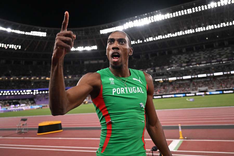 Litígio entre Pichardo e Benfica com audiências marcadas no TAD