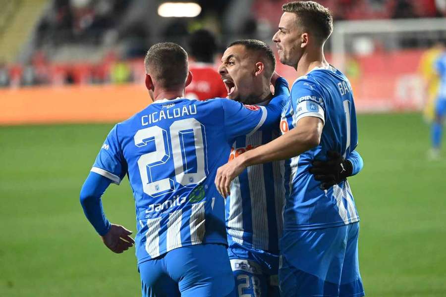 Univ. Craiova - UTA Arad Univ. Craiova - UTA Arad