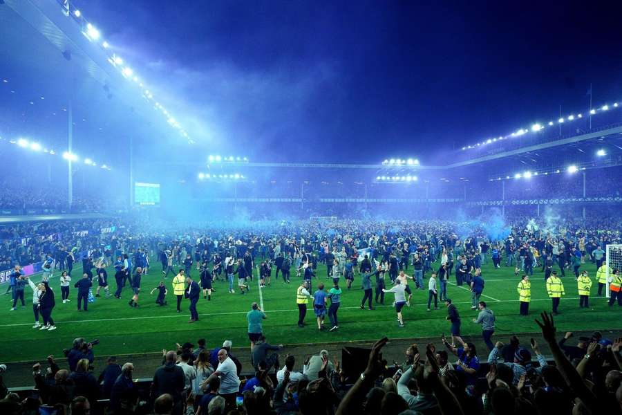 Invasão do Goodison Park no final da temporada 2021-2022 vai custar R$ 1,7 milhão