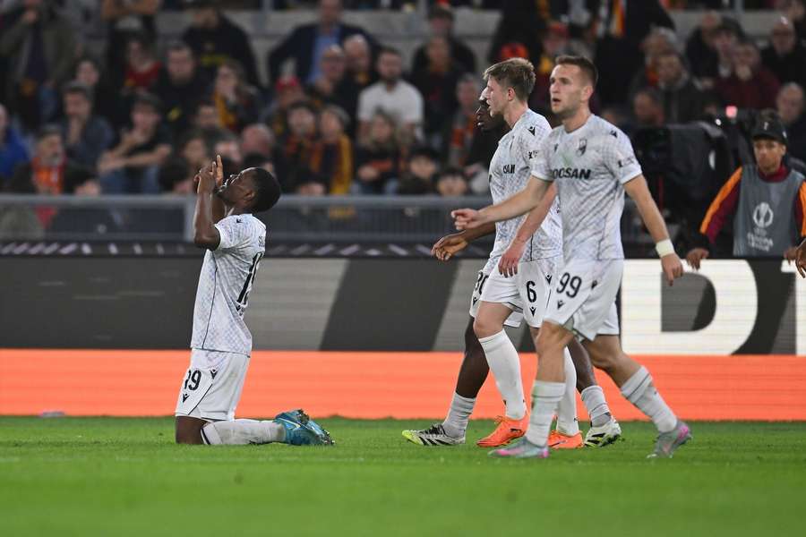 Plzeňská radost na trávníku v Římě. Plzeňská radost na trávníku v Římě.