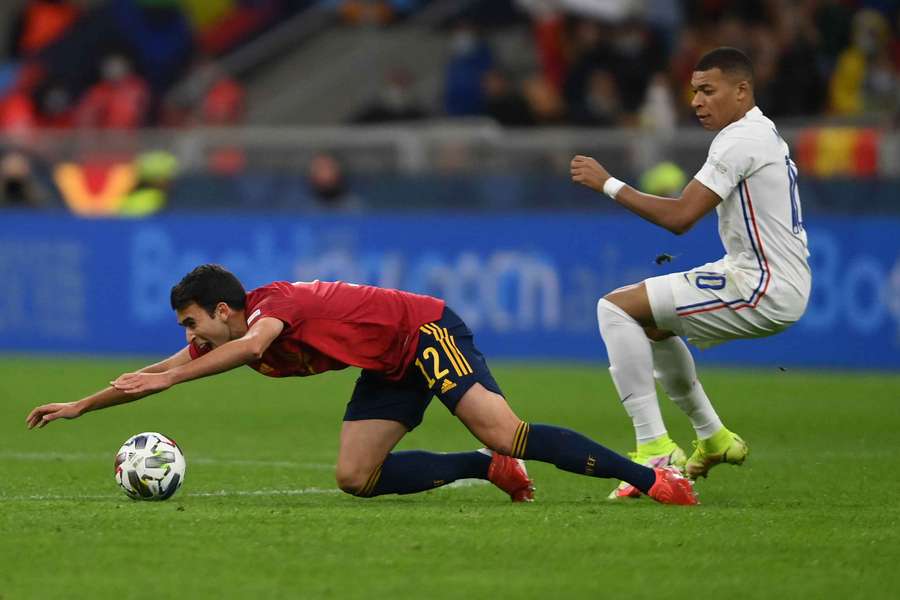 Mbappé y Eric García, protagonistas del último España-Francia en la Nations League