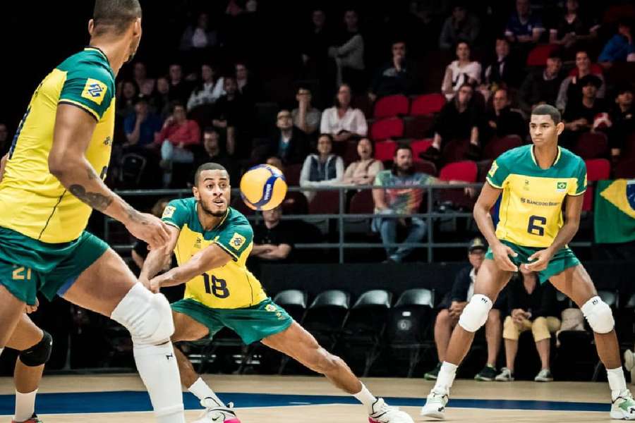 Brasil vence Alemanha na estreia da Liga das Nações de vôlei masculino