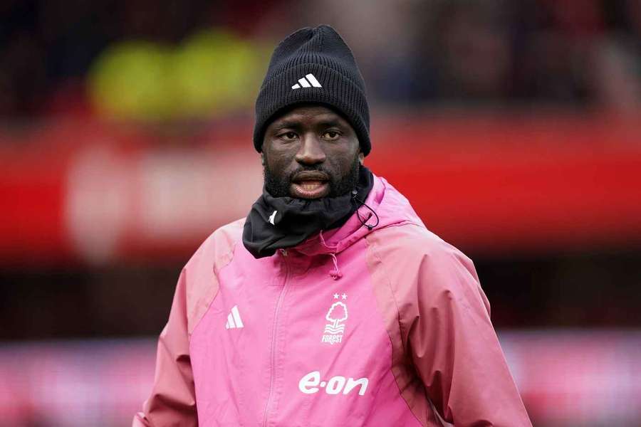 Kouyaté rescindiu com o Nottingham Forest no verão