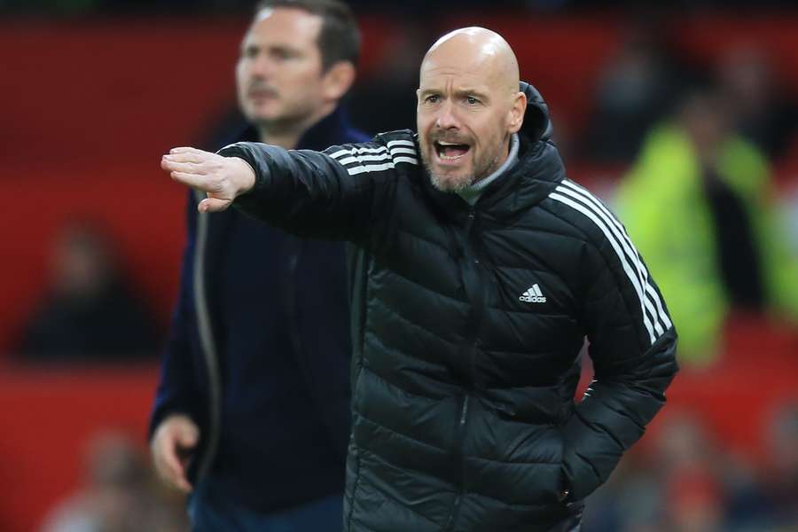 Ten Hag diz que equipa tem qualidade "para vencer jogos e troféus"