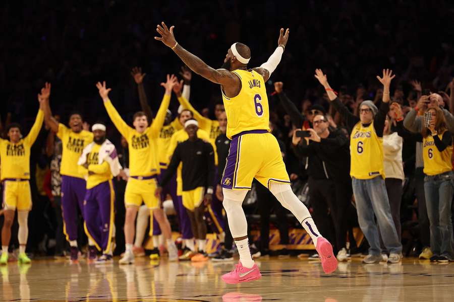 LeBron James je majitelem nejvíce bodů v NBA.