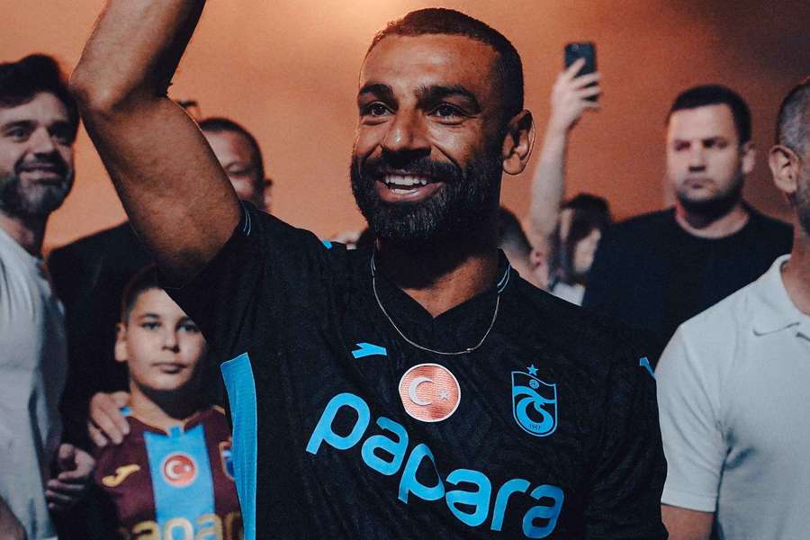 Salah je v Turecku hneď po príchode poriadne oslavovaný. Salah je v Turecku hneď po príchode poriadne oslavovaný.