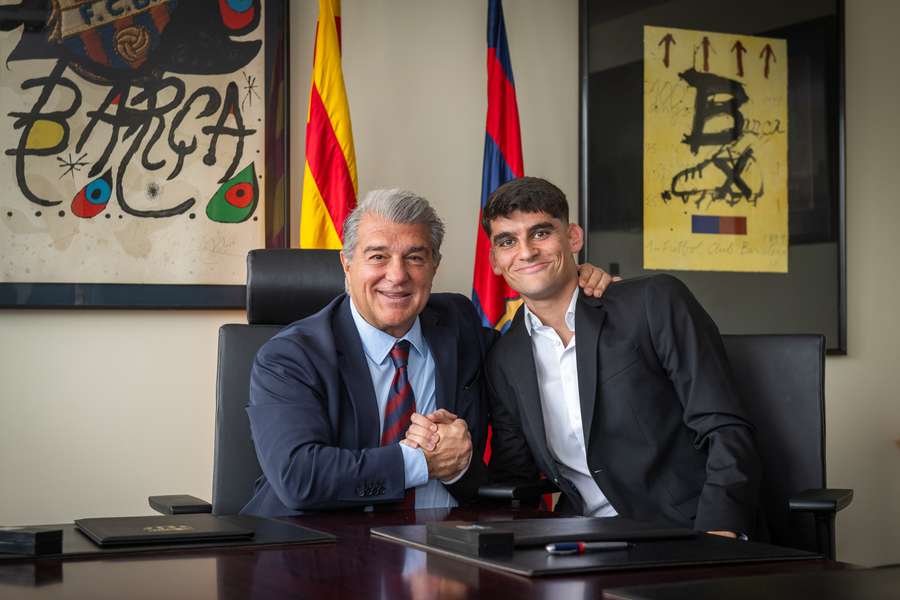 Gerard Martín, junto a Joan Laporta Gerard Martín, junto a Joan Laporta