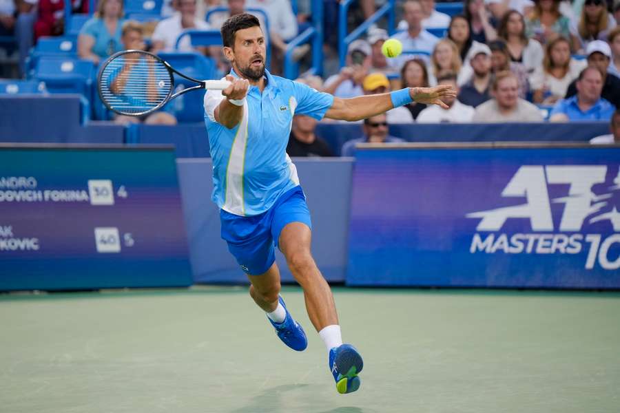 Novak Djokovics US-Comeback endet mit Aufgabesieg gegen Fokina.