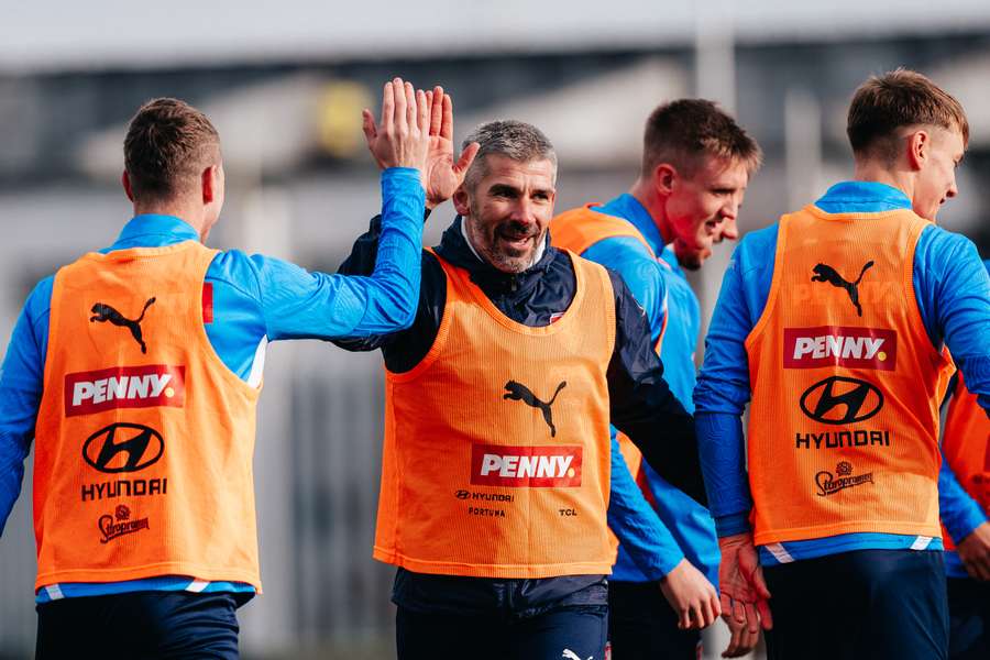 Češi se po tréninku na Strahově přesunuli do Karviné.