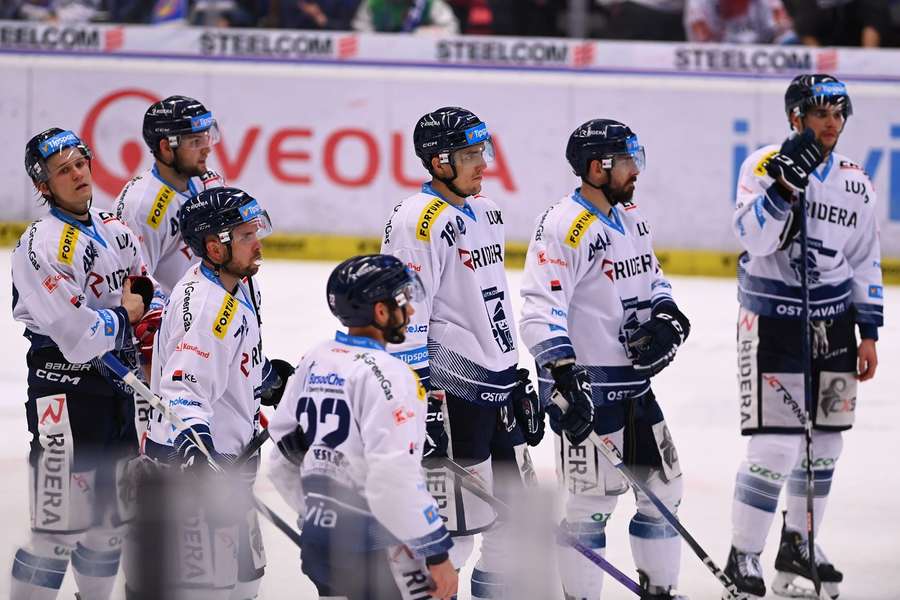 Vítkovičtí hokejisté se v Lahti dočkali vítězství netradiční cestou.