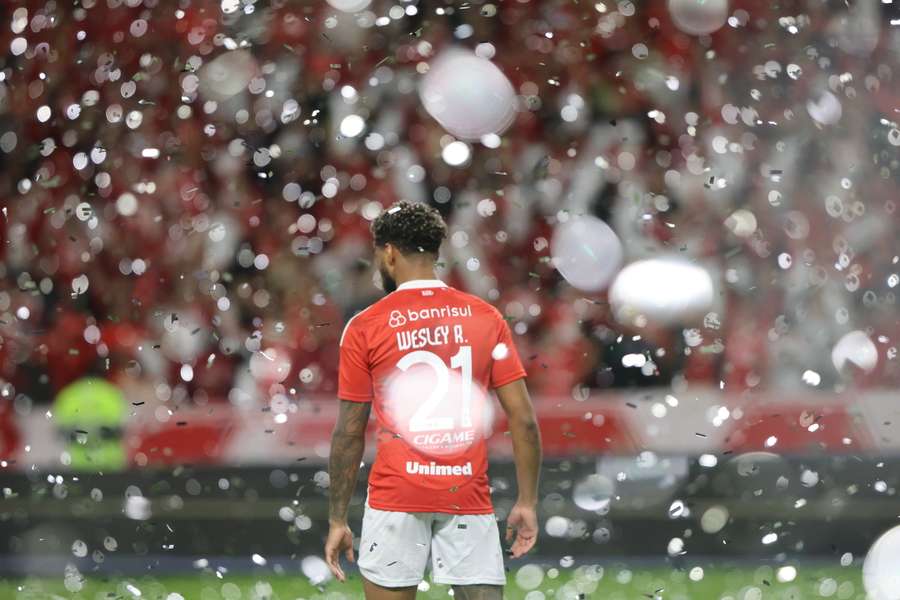 O Internacional foi eliminado e agora ainda é multado