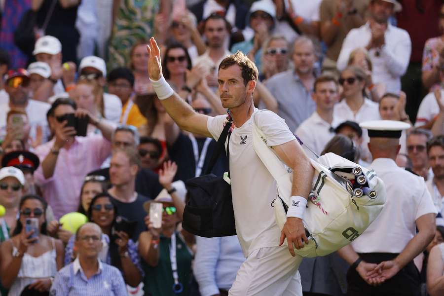 Murray waves goodbye to the Wimbledon crowd... will it be for the last time?