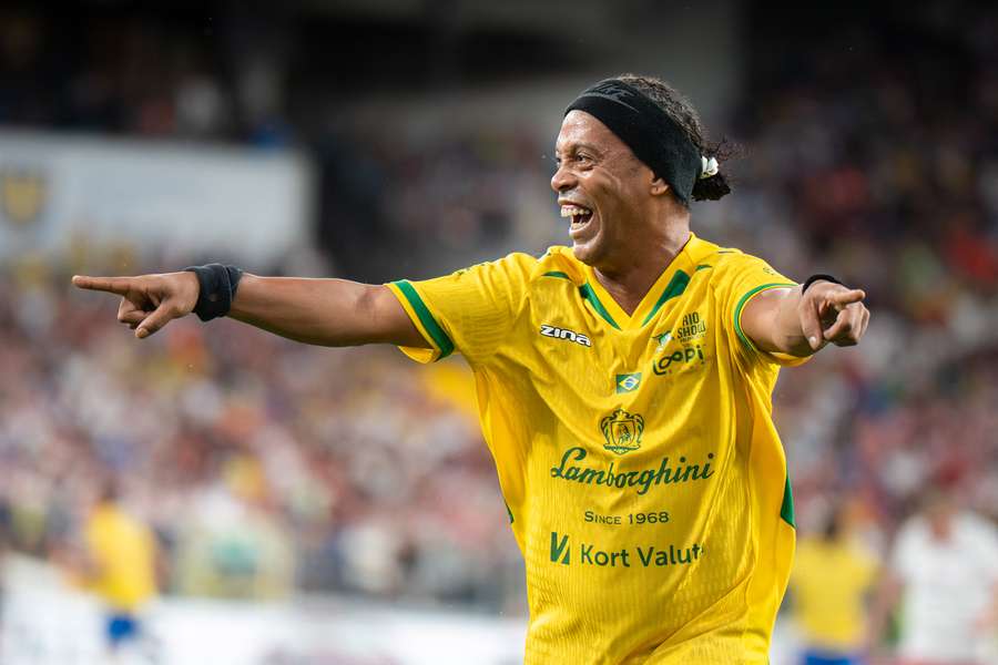 Ronaldinho revine în România