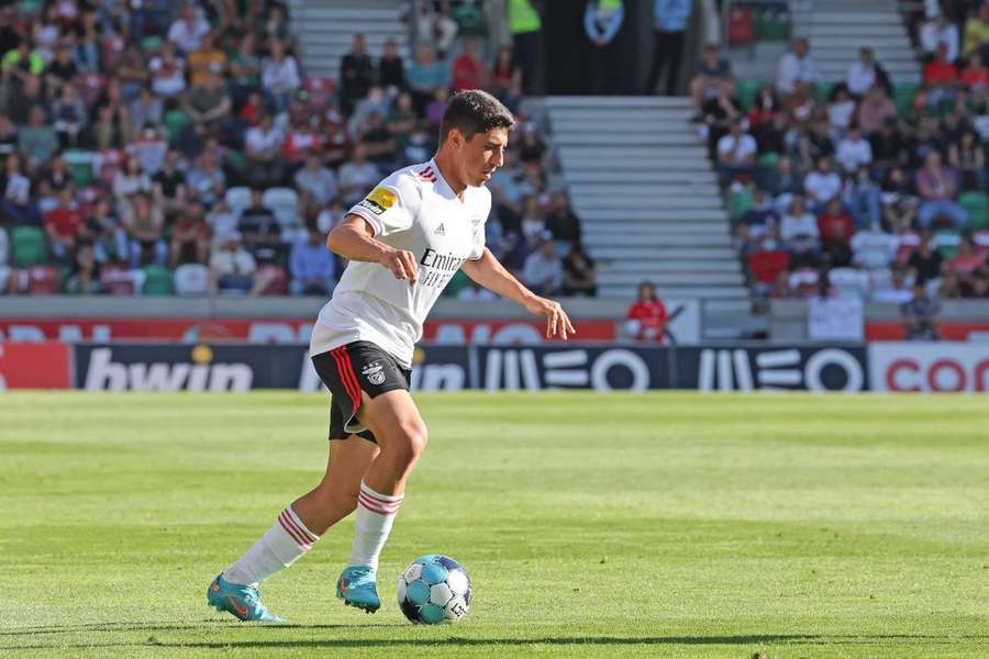 Tiago Gouveia ao serviço do Benfica