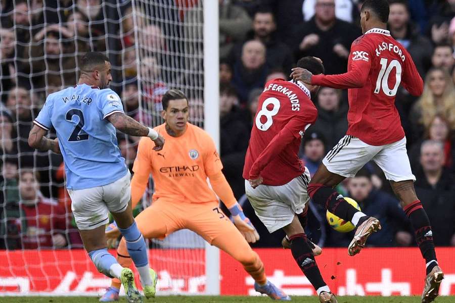 United roar back from a goal down to topple City in the Manchester derby