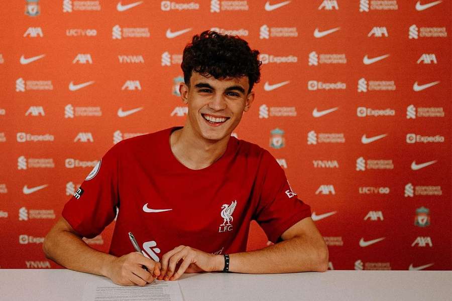 Bajcetic vai continuar ligado ao Liverpool