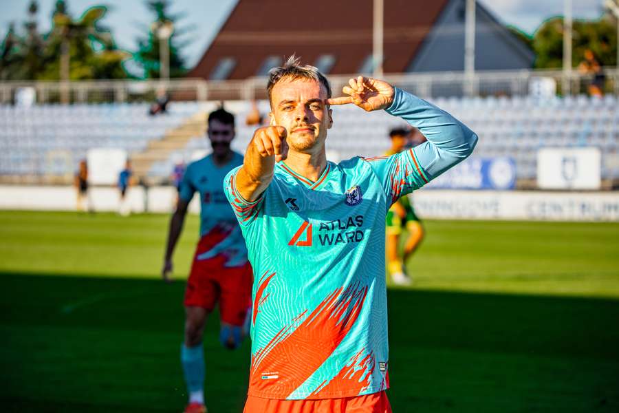 Hedera označil zápas proti Žiline za najväčšiu výzvu svojej kariéry. Hedera označil zápas proti Žiline za najväčšiu výzvu svojej kariéry.