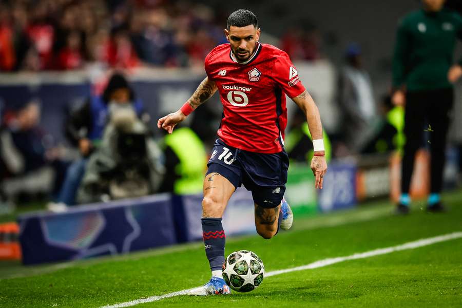 Rémy Cabella anunciou saída do Lille nas redes sociais