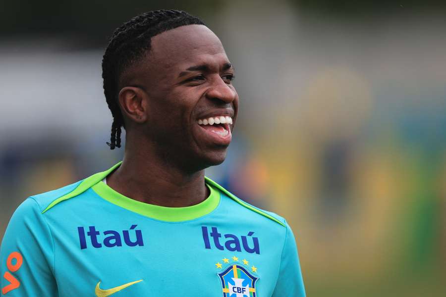 Vini Jr. em treino do Brasil; Ancelotti o considera um dos melhores do mundo Vini Jr. em treino do Brasil; Ancelotti o considera um dos melhores do mundo